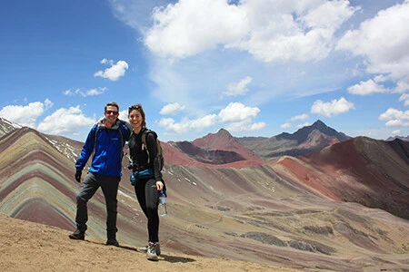 Asciende a la mágica Montaña de los Siete Colores, donde la tierra se viste de arcoíris a 5200 metros de altura, Tour Día Completo a la Montaña de 7 Colores