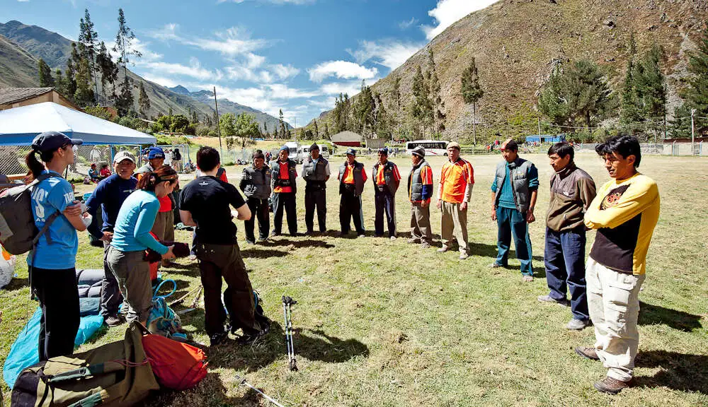 Machu Picchu By Bus - The Complete Travel Experience