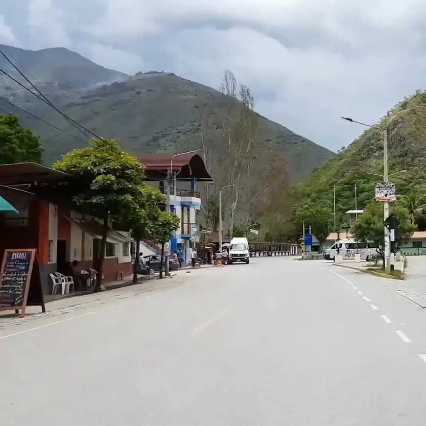 Santa María Pueblo - Machu Picchu